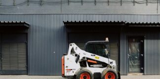 Minilæsseren – Den lille maskine med de store muligheder